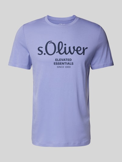 s.Oliver RED LABEL Regular Fit T-Shirt aus reiner Baumwolle mit Statement-Label-Print Lavender 2