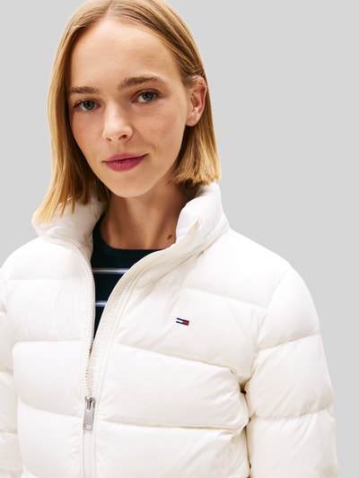 Tommy Jeans Regular Fit Daunenjacke mit Kunstfell Offwhite 3