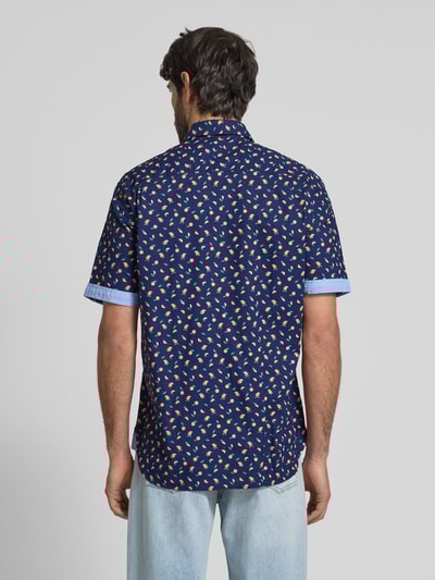 Christian Berg Men Regular Fit Freizeithemd mit Kentkragen Marine 5