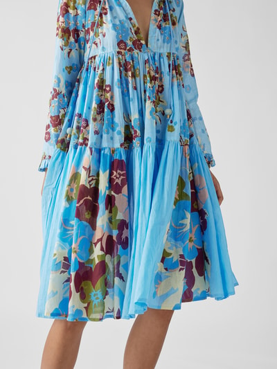 Yvonne S Midikleid mit floralem Allover-Muster Hellblau 3