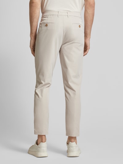 Colours & Sons Tapered Fit Chino mit Bundfalten Offwhite 5