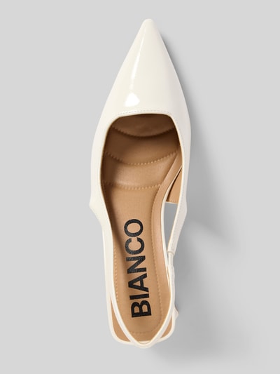 Produktfoto, Pumps mit Blockabsatz von BIANCO in Weiß, vorne spitz zulaufend, elastischer Riemen, Blockabsatz, Absatzhöhe 6 cm bei Größe 40