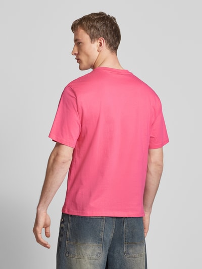 REVIEW T-Shirt mit Label-Stitching Pink 5
