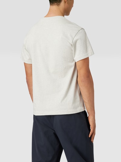 Nike T-Shirt mit Label-Stitching Sand Melange 5