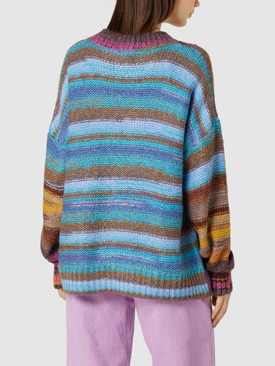 BDG Urban Outfitters Sweter z dzianiny w stylu inside out Błękitny 5