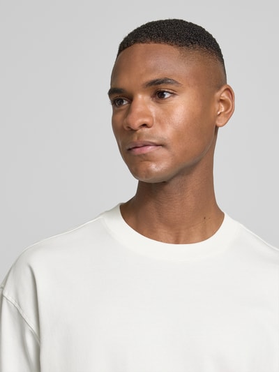 JAKE*S STUDIO MEN T-Shirt aus Bio-Baumwolle mit geripptem Rundhalsausschnitt Offwhite 3