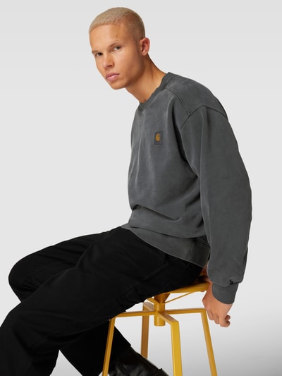 Carhartt Work In Progress Sweatshirt mit Label-Patch Modell 'VISTA' Anthrazit Melange 3