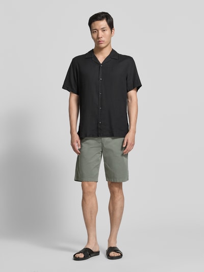 BOSS Orange Tapered Chinoshorts aus Baumwoll-Mix Oliv 1