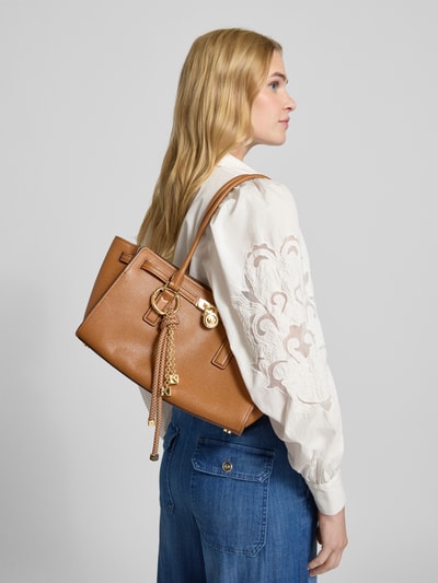 MICHAEL Michael Kors Handtasche mit Label-Anhänger Modell 'HAMILTON' Camel 1