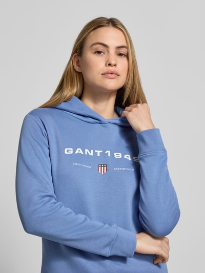GANT Bluza z kapturem o kroju regular fit z nadrukiem z logo Jasnoniebieski 3