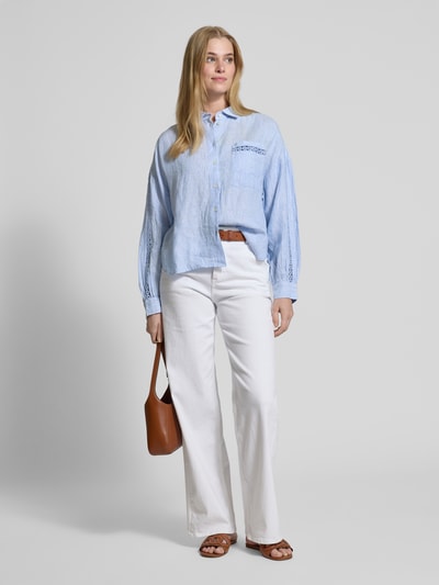 Christian Berg Woman Regular fit linnen blouse met borstzak Blauw - 1