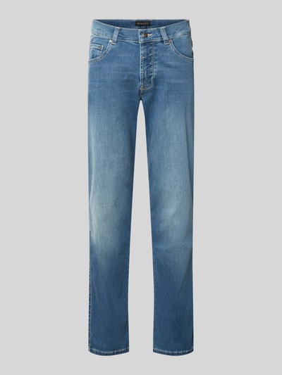 Produktfoto, Regular Fit Jeans im 5-Pocket-Design von bugatti, blaue Baumwoll-Mix Jeans mit Knopf- und Reißverschluss, dezenter Used-Look. Bundweite 43 cm, Innenbeinlänge 82 cm.