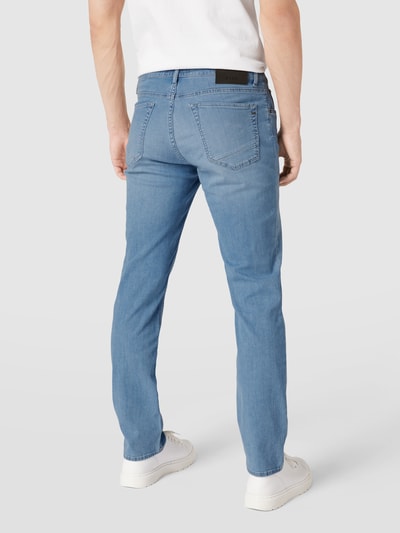 Brax Jeans mit Label-Patch Modell 'Chuck' Hellblau 5