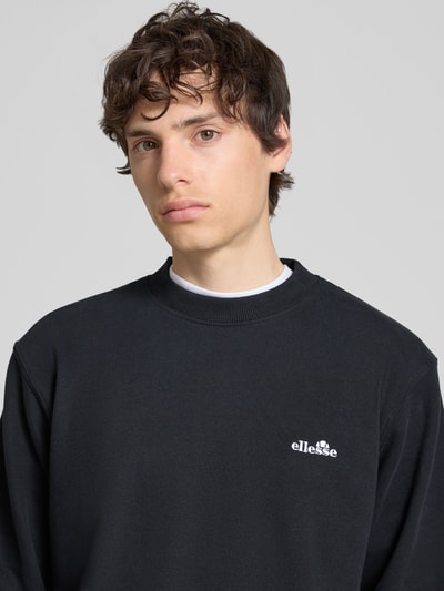 ellesse Sweatshirt mit Rundhalsausschnitt und Label-Stitching Black 3
