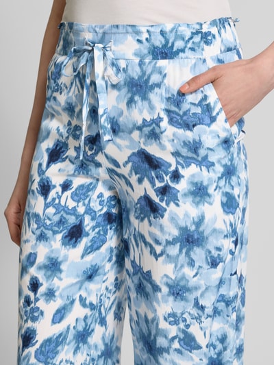 Christian Berg Woman Wide Leg Stoffhose mit Bundfalten Dunkelblau 3