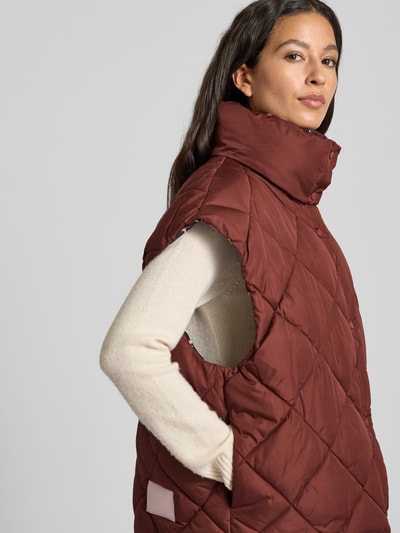 OH APRIL Steppweste mit Stehkragen Modell 'Onyx' Dunkelrot 3