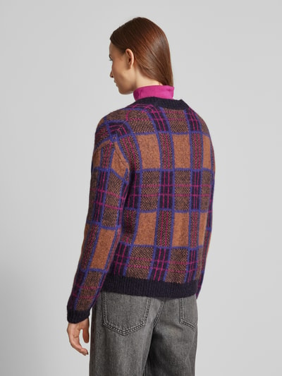 MAERZ Muenchen Cardigan mit Knopfleiste Aubergine 5