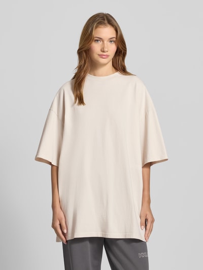 Karo Kauer Oversized T-Shirt mit Label-Print Hellgrau 4