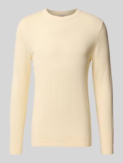 Produktfoto, Slim Fit Strickpullover aus Baumwoll-Woll-Mix von DRYKORN, unifarbenes Design, elastische Abschlüsse, cremefarbener Stoff
