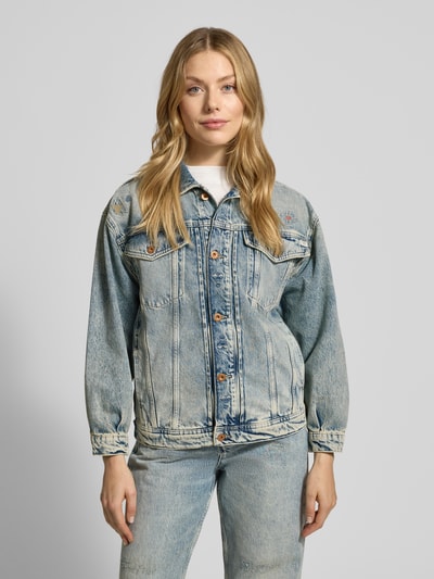 Mustang Relaxed Fit Jeansjacke im Used-Look Modell 'Arcata Boyfriend' Hellblau Melange 4