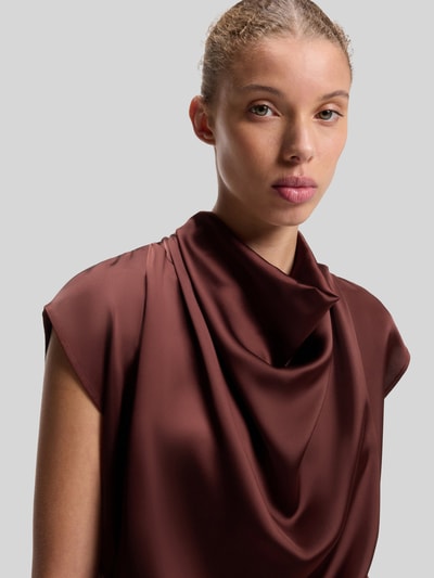 HUGO Regular Fit Kurzarmbluse mit Wasserfallkragen Modell 'Casmena-1' Mittelbraun 3