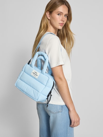 MADS NØRGAARD Umhängetasche mit Label-Patch und verstellbarem Schultergurt Hellblau 1