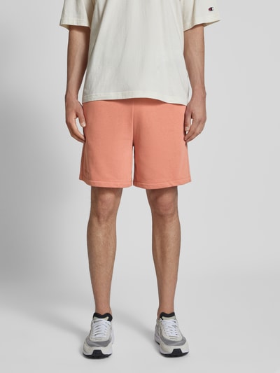 CHAMPION Relaxed fit sweatshorts met logobadge, model 'Sustainable' Abrikoos - 4