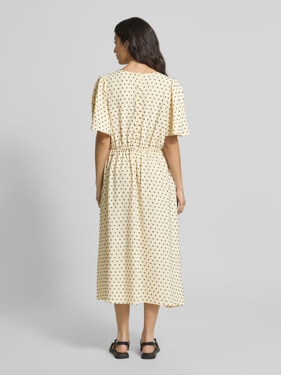 ICHI Midikleid mit V-Ausschnitt Modell 'ZABBY' Beige 5