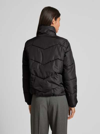 Vero Moda Boxy Fit Steppjacke mit Stehkragen Modell 'LIGARIO' Black 5