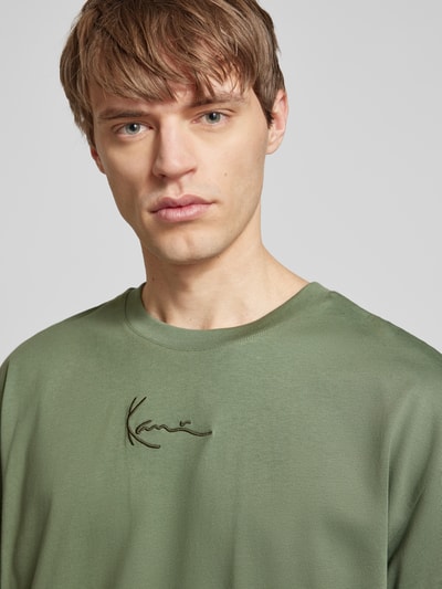 KARL KANI T-Shirt mit Label-Stitching Oliv 3