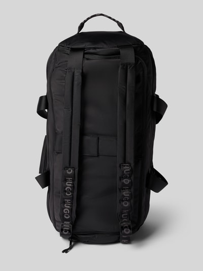 Produktfoto, czarna torba weekendowa Weekender z plecakowymi szelkami model 'AYDEN_HOLDALL' od HUGO, gładka tekstura, prostokątna forma, kontekst: torba weekendowa męska od HUGO