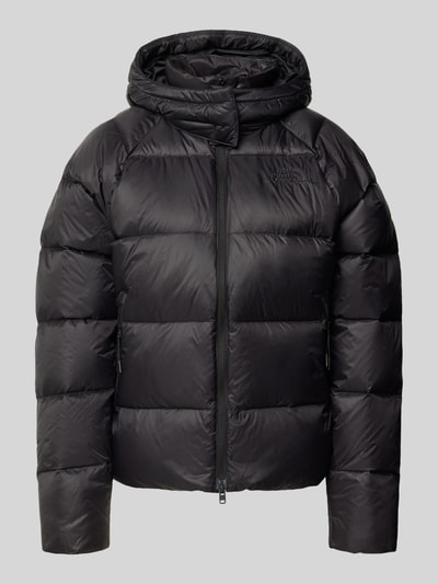 Produktfoto, schwarze Steppjacke mit Label-Stitching Modell 'HYDRENALITE CITY DOWN' von The North Face, glatte Oberfläche, Reißverschluss, Kapuze, Regular Fit, Stretch-Anteil.