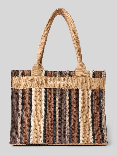 Produktfoto, Strandtasche mit Logo-Stitching Modell 'Beach Bestie' von Hey Marly, gestreift in Braun- und Beigetönen, grobe Textur