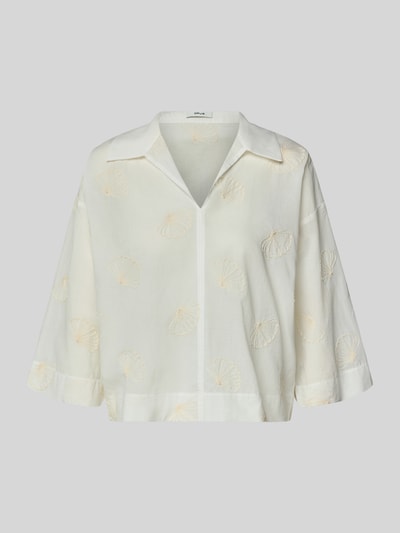 Produktfoto, witte dames blouse van OPUS, katoenmix, boxy fit, model 'Famoni', stitchings, overhemdkraag, V-hals