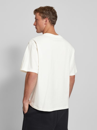 Low Lights Studios T-Shirt mit Label-Stitching Modell 'TRENDY' Offwhite 5