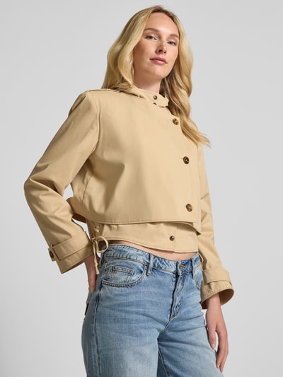 Bash Jacke mit asymmetrischer Knopfleiste Modell 'TRENCH THYM' Beige 3