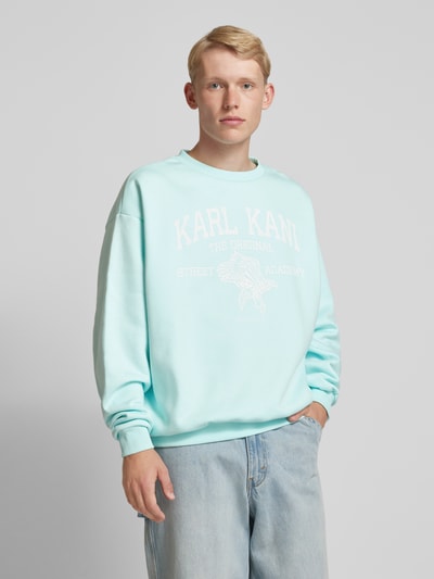 KARL KANI Sweatshirt met labelprint, model 'Kani Street Academy' Lichtblauw - 4