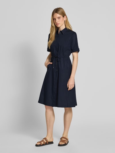 Marc Cain Knielanges Kleid mit Bindegürtel Marine 1