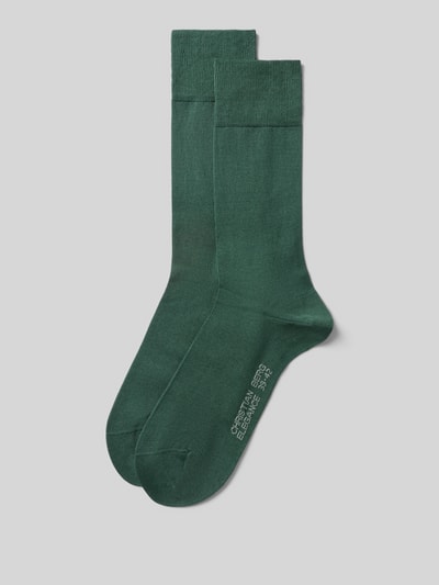 Produktfoto, Socken aus Baumwoll-Mix im 2er-Pack von Christian Berg Men in Dunkelgrün mit elastischem Rippbündchen und Label-Print.