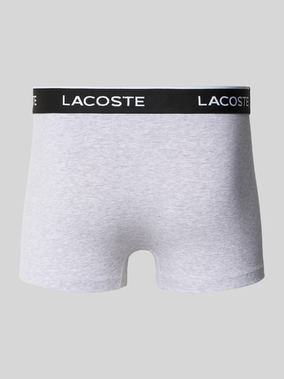 Produktfoto, Trunks Baumwoll-Mix im 3er-Pack von Lacoste, unifarbener Stoff, elastischer Label-Bund, hellgrau, weiche Textur