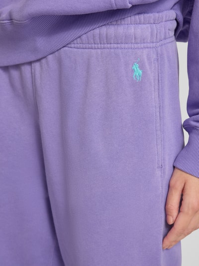 Polo Ralph Lauren Spodnie dresowe o kroju regular fit z tunelem model ‘Knit’ Fioletowy 3