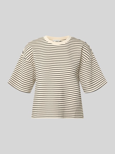 Produktfoto, Oversized Fit T-Shirt aus Viskose-Mit von MSCH Copenhagen mit feinen schwarzen Streifen auf cremefarbenem Stoff, elastischer Viskose-Mix, Rundhalsausschnitt, überschnittene Schultern, 1/2-Arm, Rückenlänge bei Größe XS/S: 54 cm.