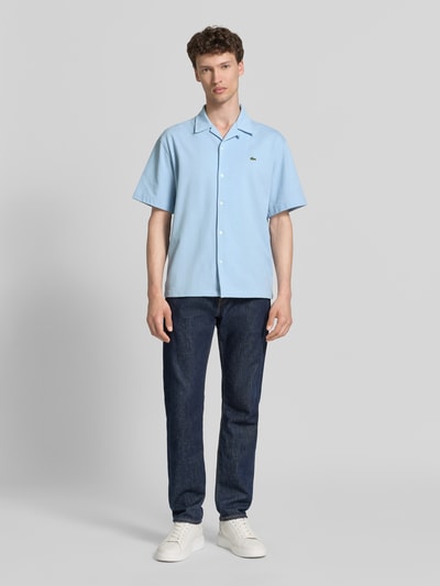 Lacoste Relaxed Fit Freizeithemd aus reiner Baumwolle Hellblau 1