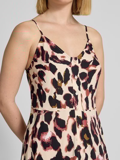 YAS Długa sukienka z wiskozy z listwą guzikową Czarny 3