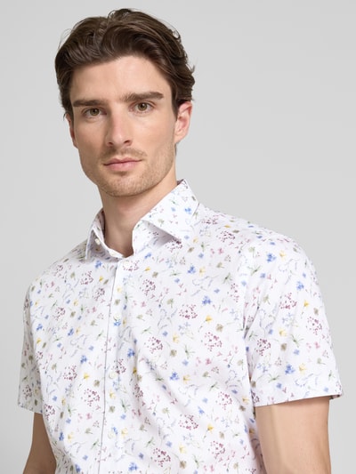 Christian Berg Men Regular Fit Business-Hemd mit Kentkragen Weiss 3