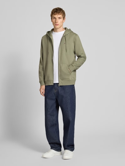 Tommy Jeans Regular Fit Sweatjacke aus Baumwoll-Mix Oliv 1