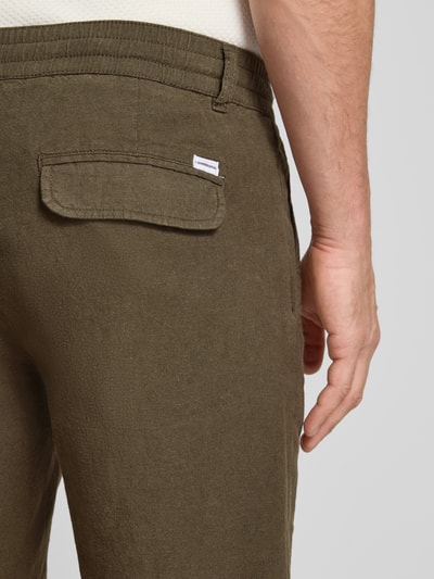 Lindbergh Bermuda met steekzakken opzij en strikceintuur Olijfgroen - 3