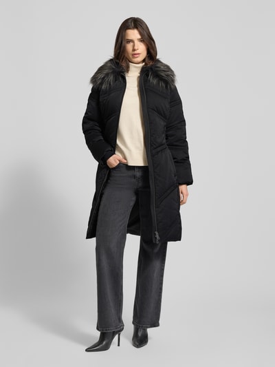 Guess Płaszcz pikowany z paskiem model ‘ALIENOR’ Czarny 1