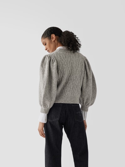 Custommade Cropped Strickjacke mit Zopfmuster Hellgrau meliert 5