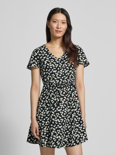 VERO MODA Tailliertes Freizeitkleid aus reiner Viskose Modell 'EASY JOY' Black 4